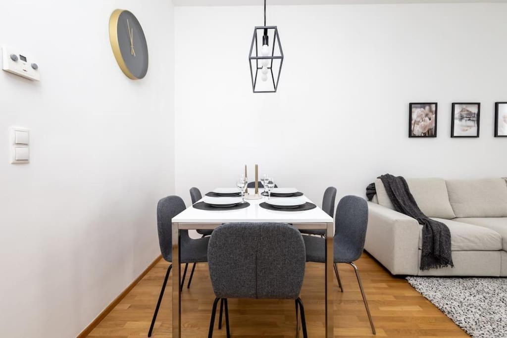 Orestaliving - 2Br On The Danube Canal Viena Exterior foto